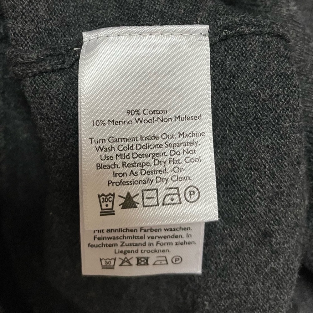 Eddie Bauer Sweater Mens XLT Cotton Merino Wool Gray Vneck Classic Preppy - Picture 10 of 10